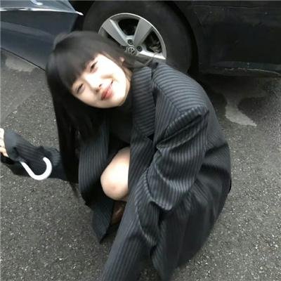 妈，亲一下 海报