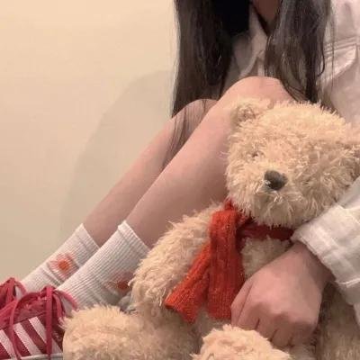 真事改编 海报